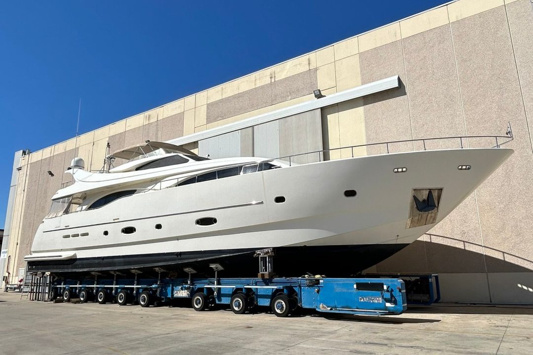 Ferretti Custom Line 94 – 26m